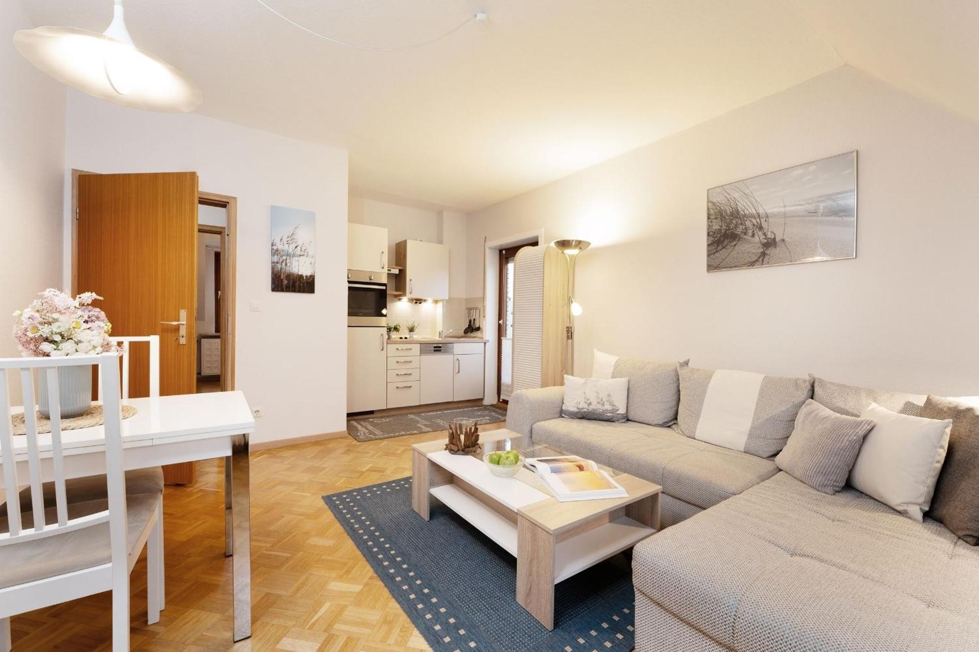 Mittelweg 6 Wohnung 3 グレーミッツ エクステリア 写真