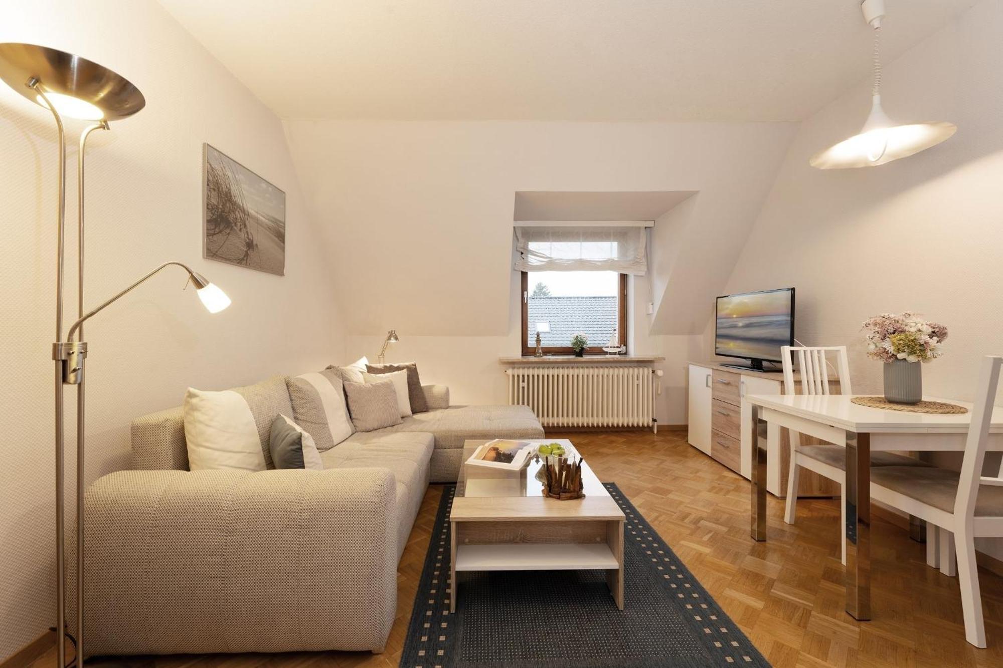 Mittelweg 6 Wohnung 3 グレーミッツ エクステリア 写真